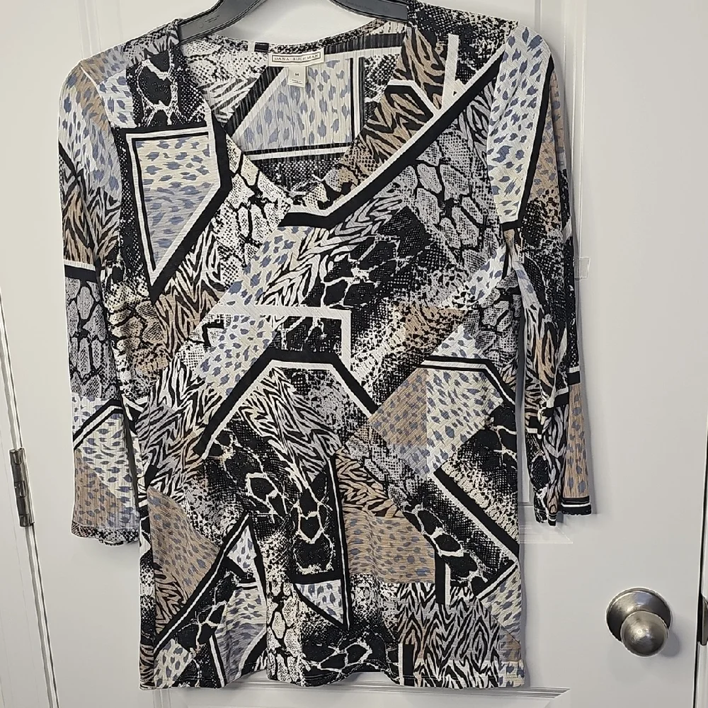 Dana Buchman Black and Tan Geometric Long Sleeve‎ Top Size M